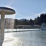 리조트 Meander Thermal & 오라비체