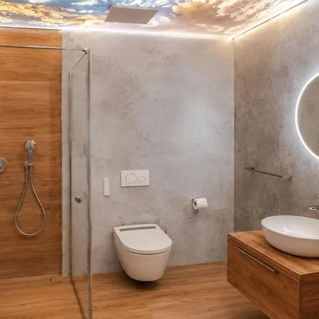 Meander Thermal & Hotell