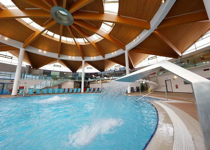 Resort Meander Thermal & *